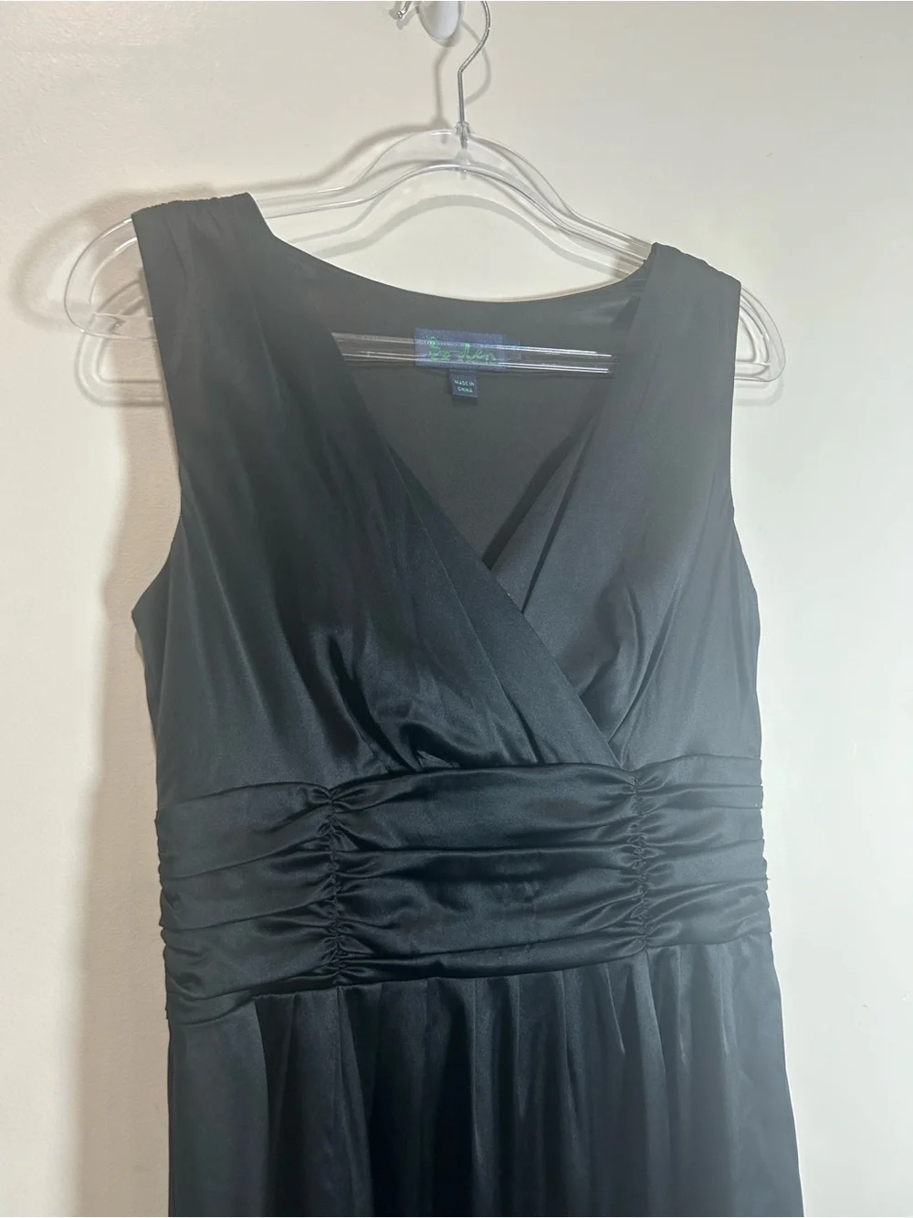 Boden Silk Dress Sz 10R Black Sleeveless MIDI V-Neck Fit & Flare Cocktail Party